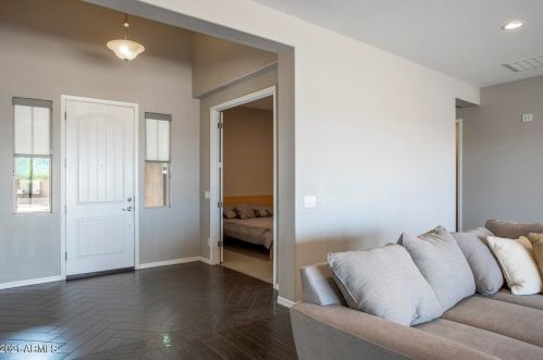 7707 43rd Pl, Phoenix AZ  85042 exterior