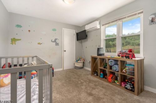 326 Riegelsville Rd, Milford NJ 08848-1892 exterior