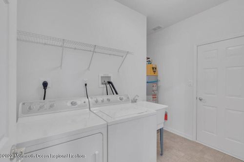 65 Chesterfield Dr, Jackson Twp NJ 08527-6325 exterior