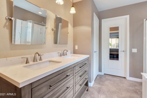 26041 41st Ave, Phoenix AZ 85009-2035 exterior