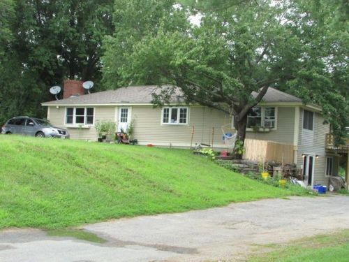 20 Fruit St, Newbury, MA 01950-2843