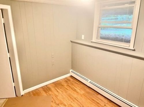 19 Brookfield Rd, North Brookfield MA  01535-1315 exterior