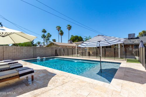 4231 Catalina Dr, Phoenix AZ 85031-3726 exterior