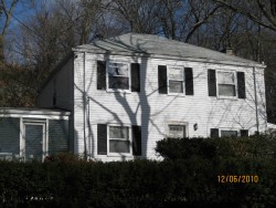 120 Dedham St, Newton, MA 02461-2136