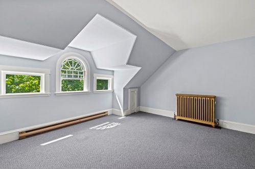 1358 Washington St, Canton MA 02021-2131 exterior