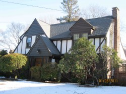 506 Parker St, Newton, MA 02459-2624
