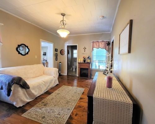 263 Riverbend St, Royalston MA 01331-2520 exterior