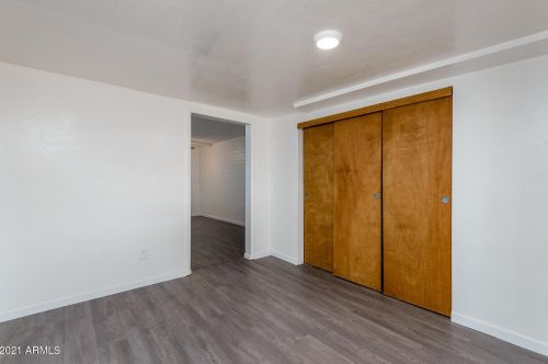 4810 71 Ln, Phoenix AZ 85033-1413 exterior