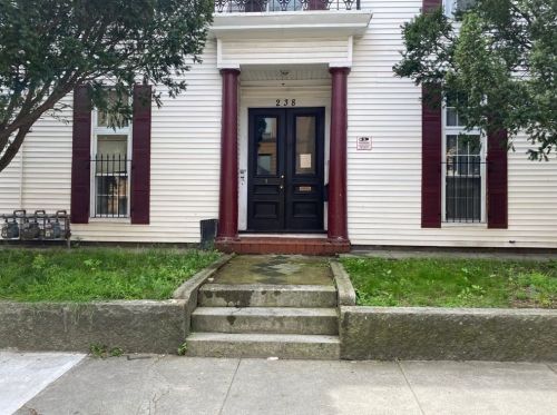 238 Haverhill St, Lawrence, MA 01840-1443