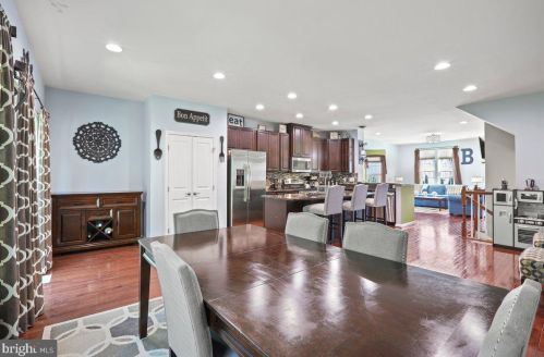 25 Tailor Ln, Erial NJ 08081-5699 exterior