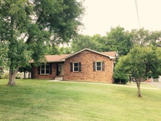 713 Kathy Cir, Gallatin, TN 37066-3449