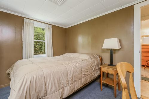 400 School House Rd, Eastham MA 02642-3014 exterior