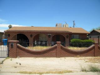 1722 Nancy Ln, Phoenix, AZ 85042-4529
