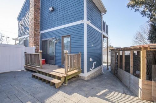 41 Lowell St, Lawrence MA 01841-4648 exterior