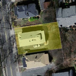 918 Chestnut St, Newton MA 02468-2326 aerial view