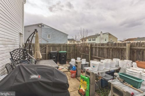 9 Lawrence Ct, Erial NJ  08081-1931 exterior