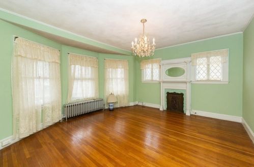 12 Washington St, Gloucester MA 01930-2628 exterior