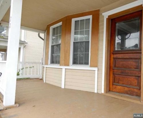 32 Quincy Ave, Kearny NJ  07032-2162 exterior