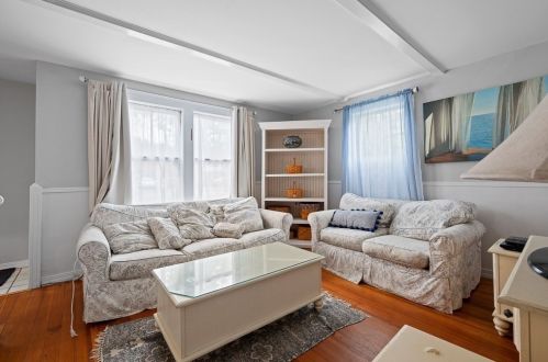 259 Cordaville Rd, Southborough MA 01772-2085 exterior