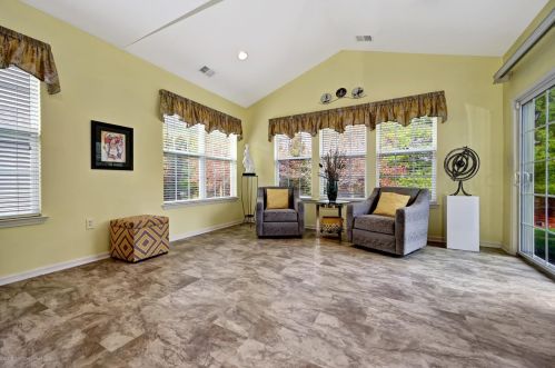 18 Nottingham Way, Jackson Twp NJ 08527-4374 exterior