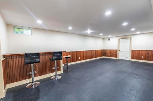 5 Chapel Hill Rd, Beverly MA  01915-1313 exterior