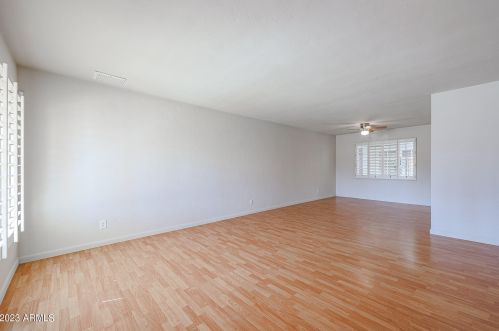 2314 Devonshire Ave, Phoenix AZ  85015-4808 exterior