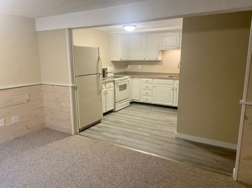 130 Rocky Hill Rd, Plymouth MA  02360-5503 exterior