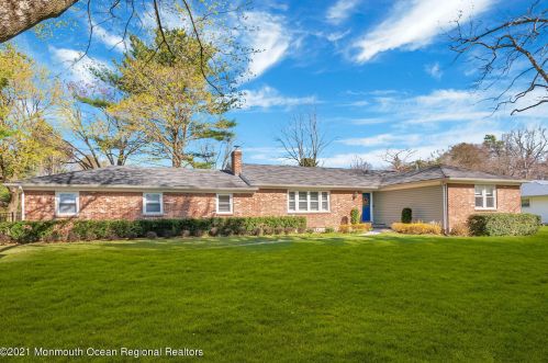 407 Rumson Rd, Little Silver, NJ 07739-1658