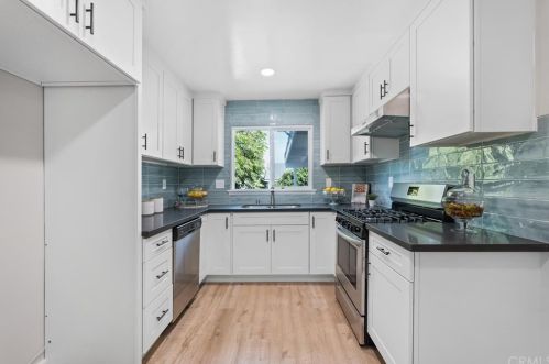 15541 Woodcrest Dr, Whittier CA  90604-3238 exterior