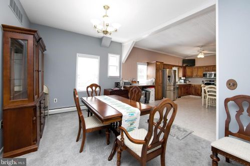 132 Main St, West Deptford NJ 08051-1046 exterior