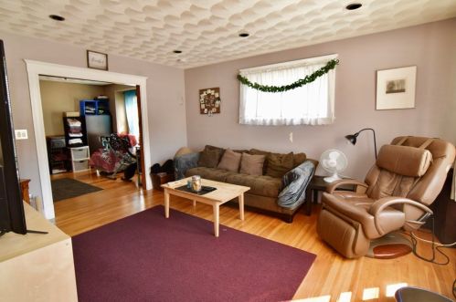 399 Beale St, Quincy MA 02170-3225 exterior