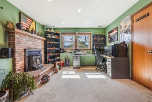 370 Shire Rd, Milford NJ  08848-1720 exterior