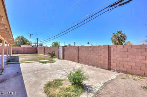 6302 37 Dr, Phoenix AZ 85053-2807 exterior