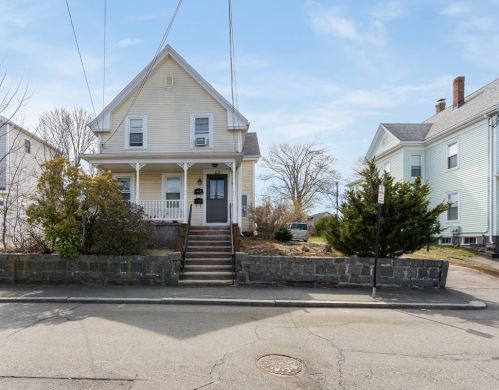 91 Edwards St, Quincy MA 02169-6904 exterior