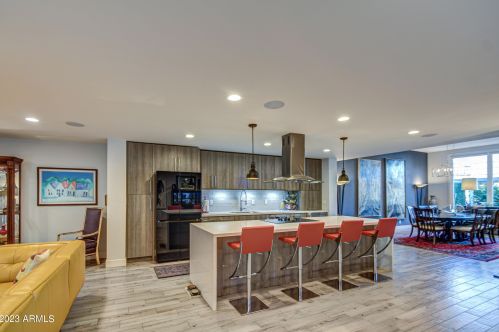 5674 12 St, Phoenix AZ exterior