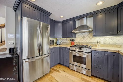 953 Park Ave, Park City UT 84060-5202 exterior