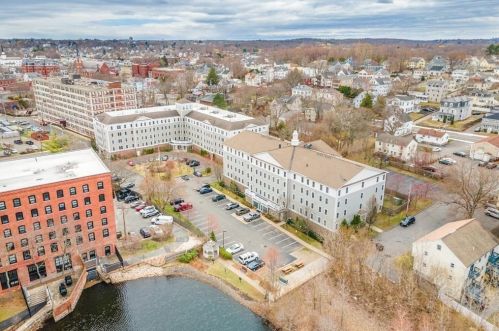 10 Crowninshield St, Peabody, MA 01960-4338