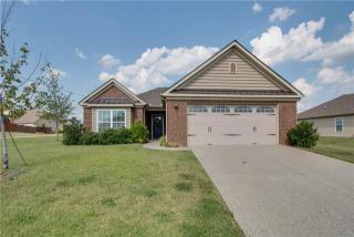 1096 Savannah Ave, Gallatin, TN 37066-2627