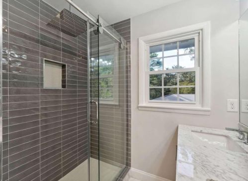 2022 Deren Way, Atlanta GA  30345-3710 exterior