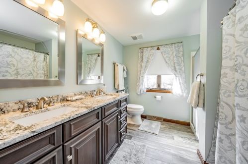 25 Danny Ln, Agawam MA 01001-3529 exterior