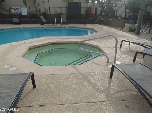 3150 Beardsley Rd, Phoenix AZ  85050-3560 exterior