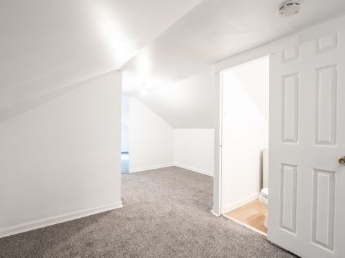 71 Fox St, Worcester MA 01604-4333 exterior