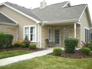 1238 Allington Ln, Columbus, OH 43240-6093