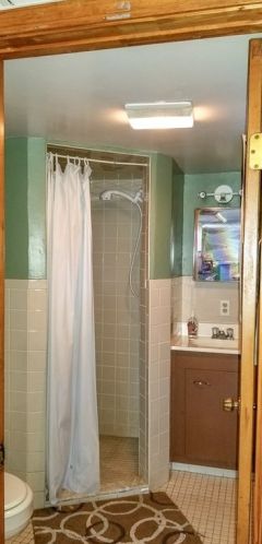 1665 Bay St, Fall River MA 02721-1006 exterior