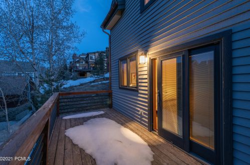 1172 Lowell Ave, Park City UT 84060-5115 exterior