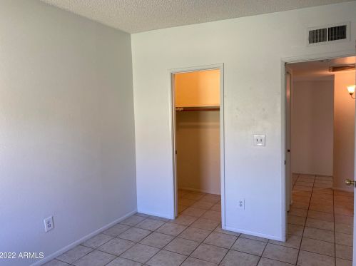 10235 7 Pl, Phoenix AZ 85020-1556 exterior