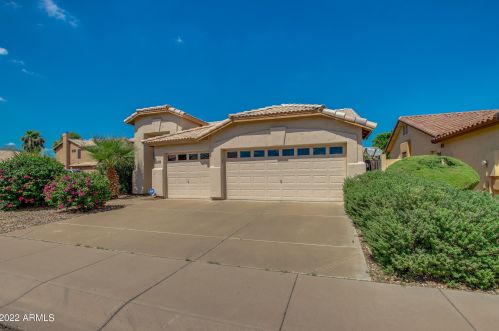 524 Anderson Ave, Phoenix, AZ 85022-2370