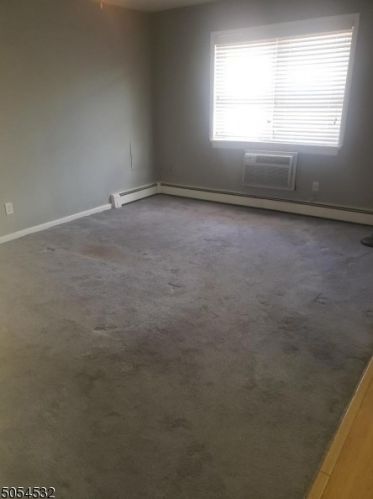 511 Franklin Ave, Belleville NJ  07109-1567 exterior