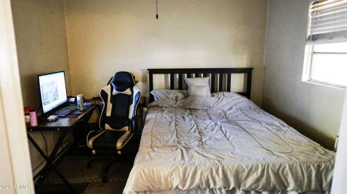 3323 40 St, Phoenix AZ 85040-2918 exterior