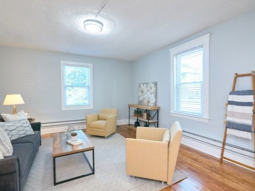 49 Woodland St, Worcester MA  01610-3237 exterior